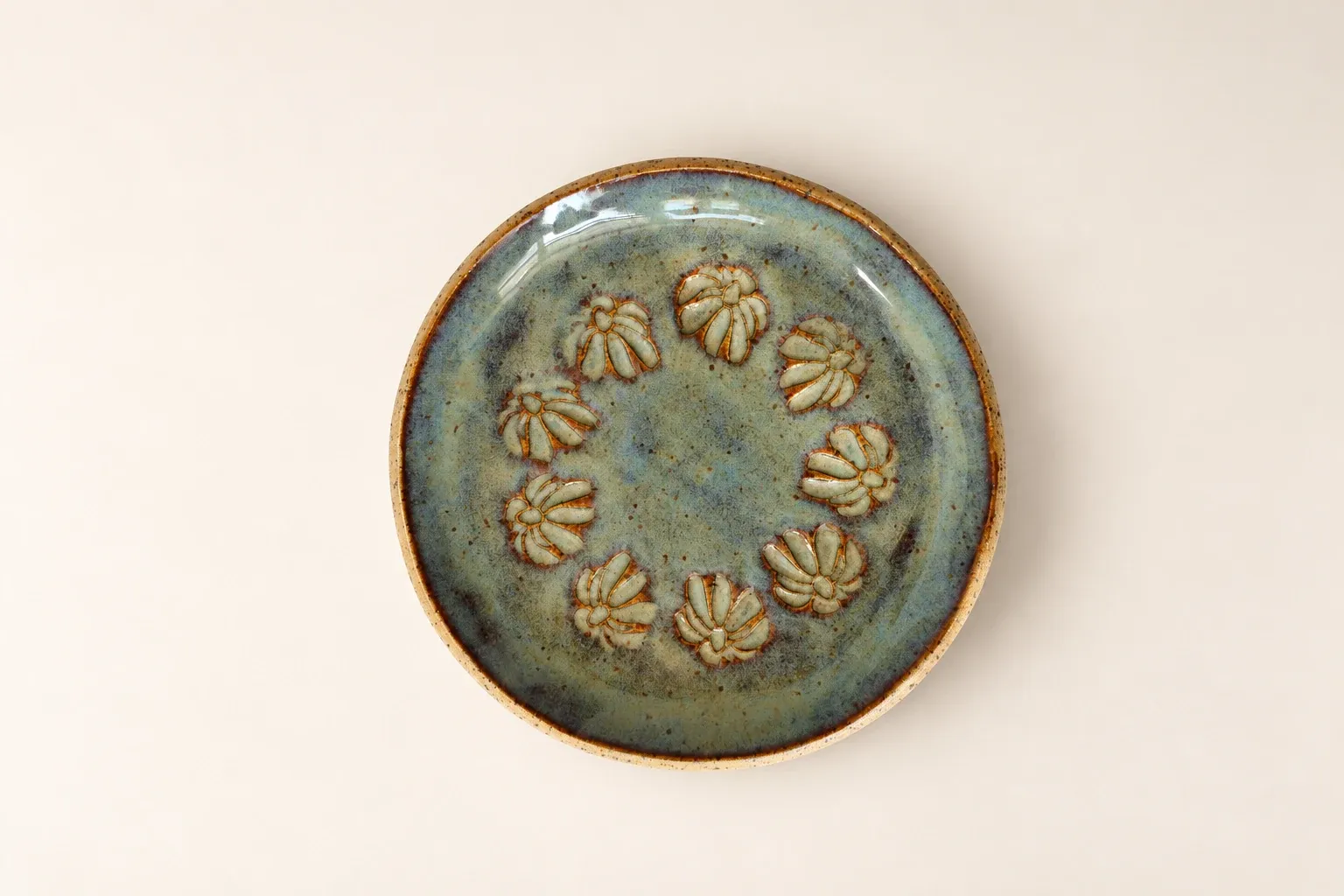 Botanical plate — handmade Kachi ceramic tableware